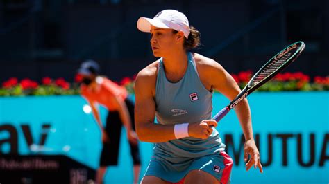 Barty beats Badosa to reach Madrid final .
